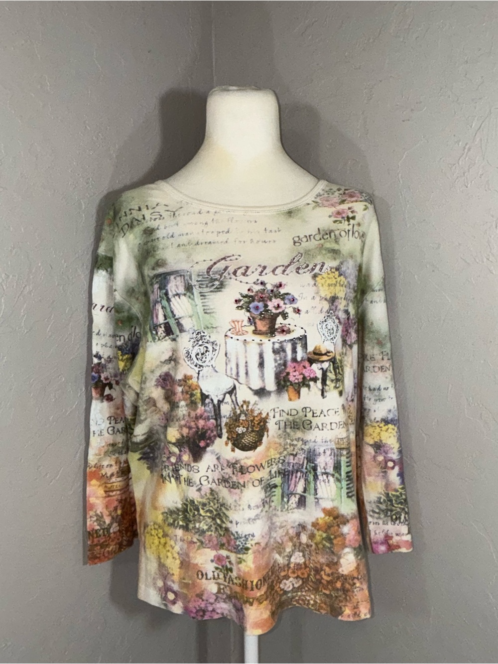 Women's Floral Garden Print Long-Sleeve Blouse - Cream Multicolor